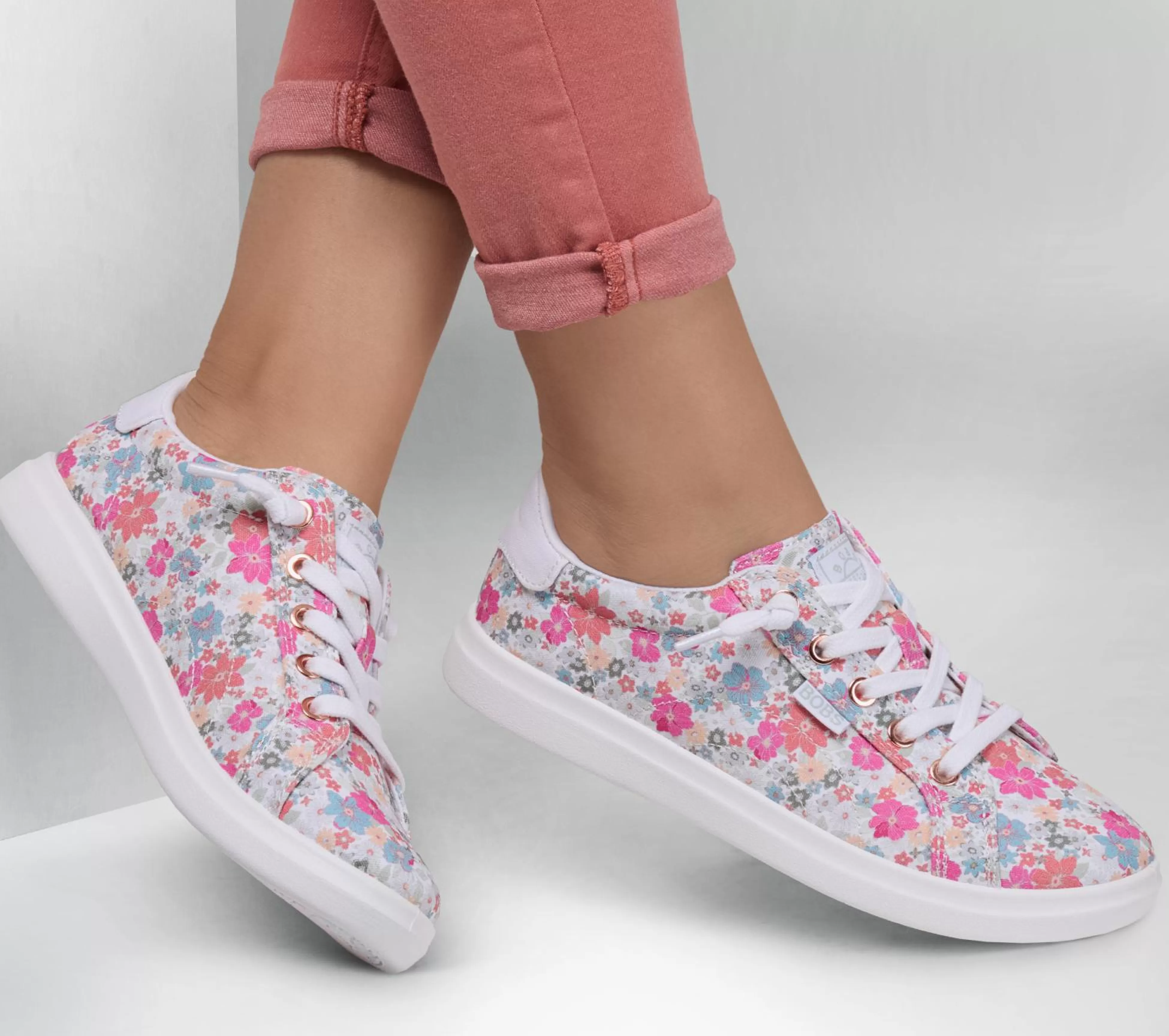 SKECHERS BOBS D'Vine - Floral Flair*Women Slip-Ons | Canvas Shoes